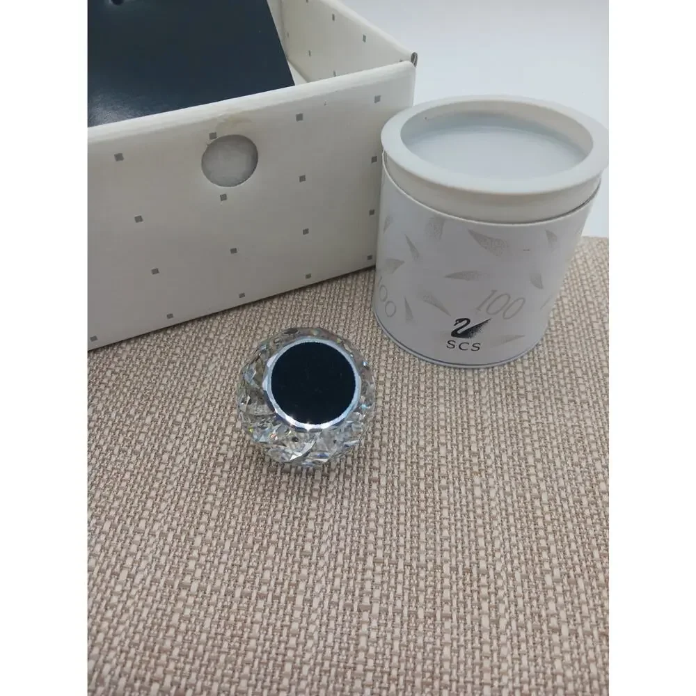 Swarovski SCS Collectors Society Faceted Crystal Paperweight & Pin Swan Logo Box